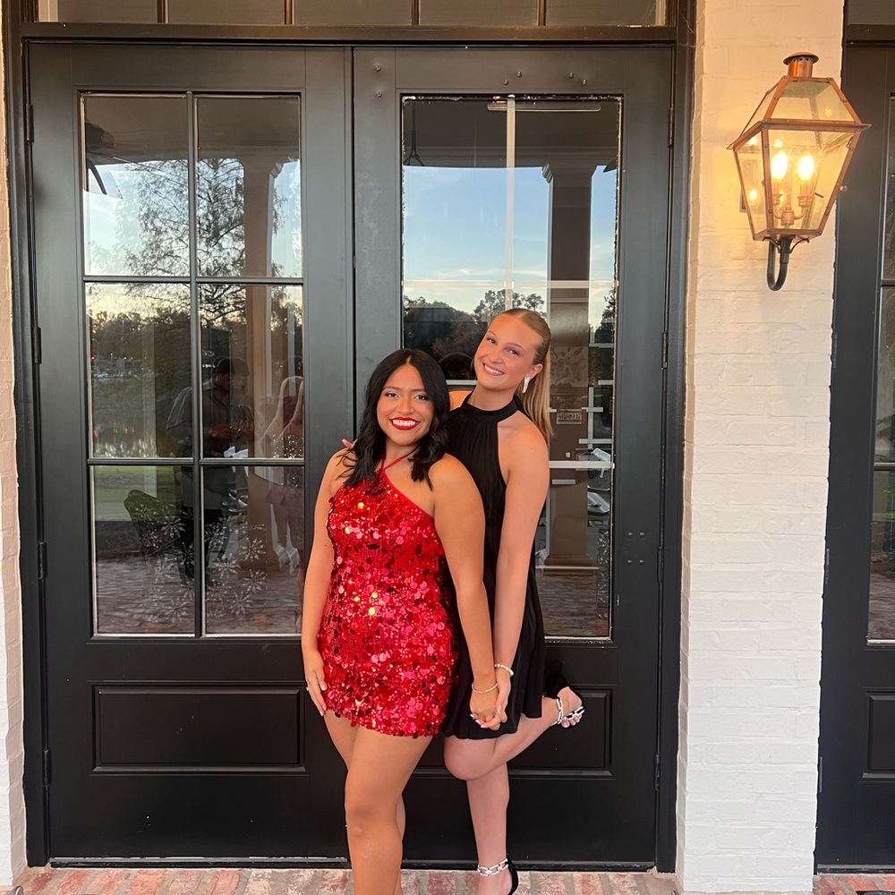 Sparkle red dress